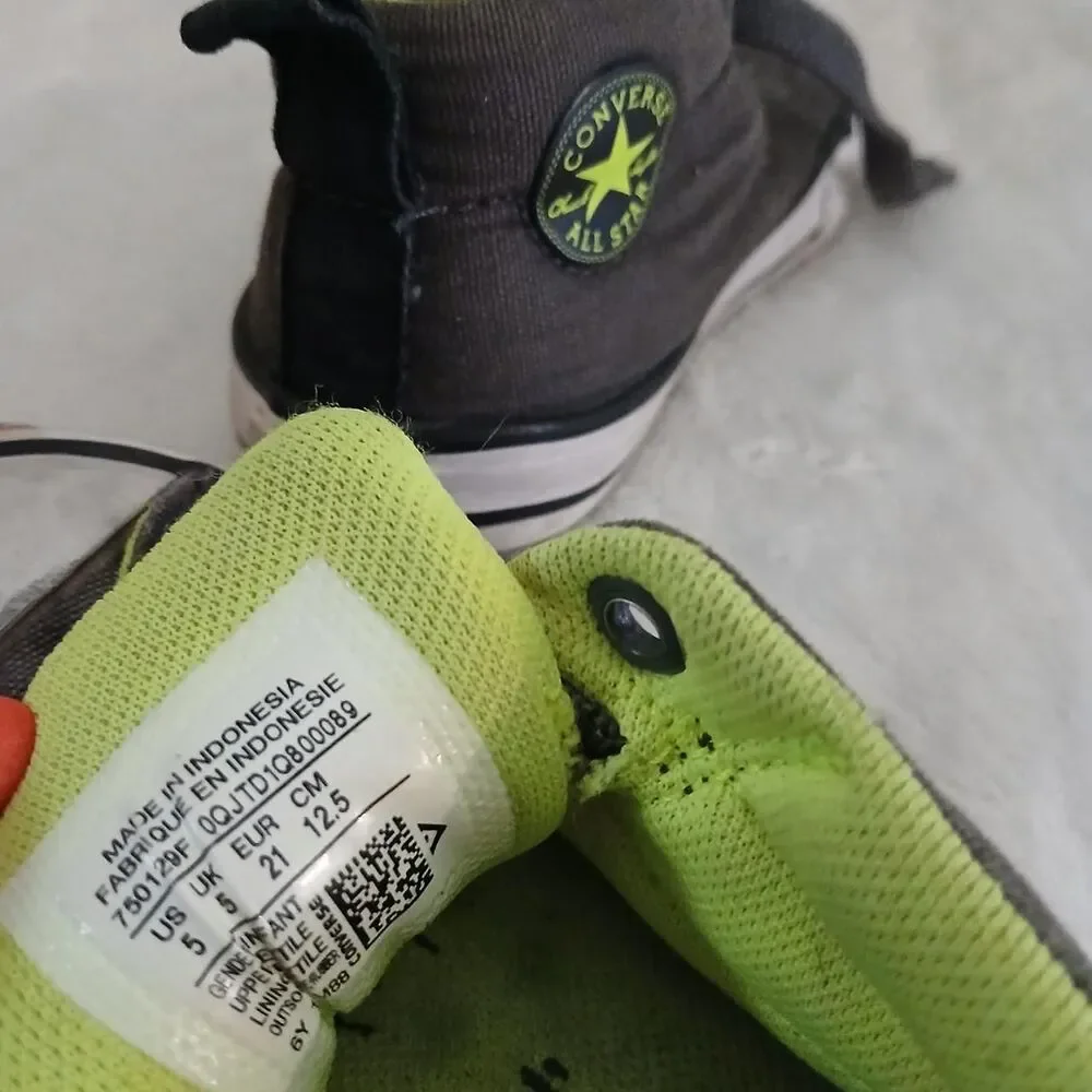Converse Grey & Lime Green High Top Sneakers Kids 5 Skater Grunge Classic